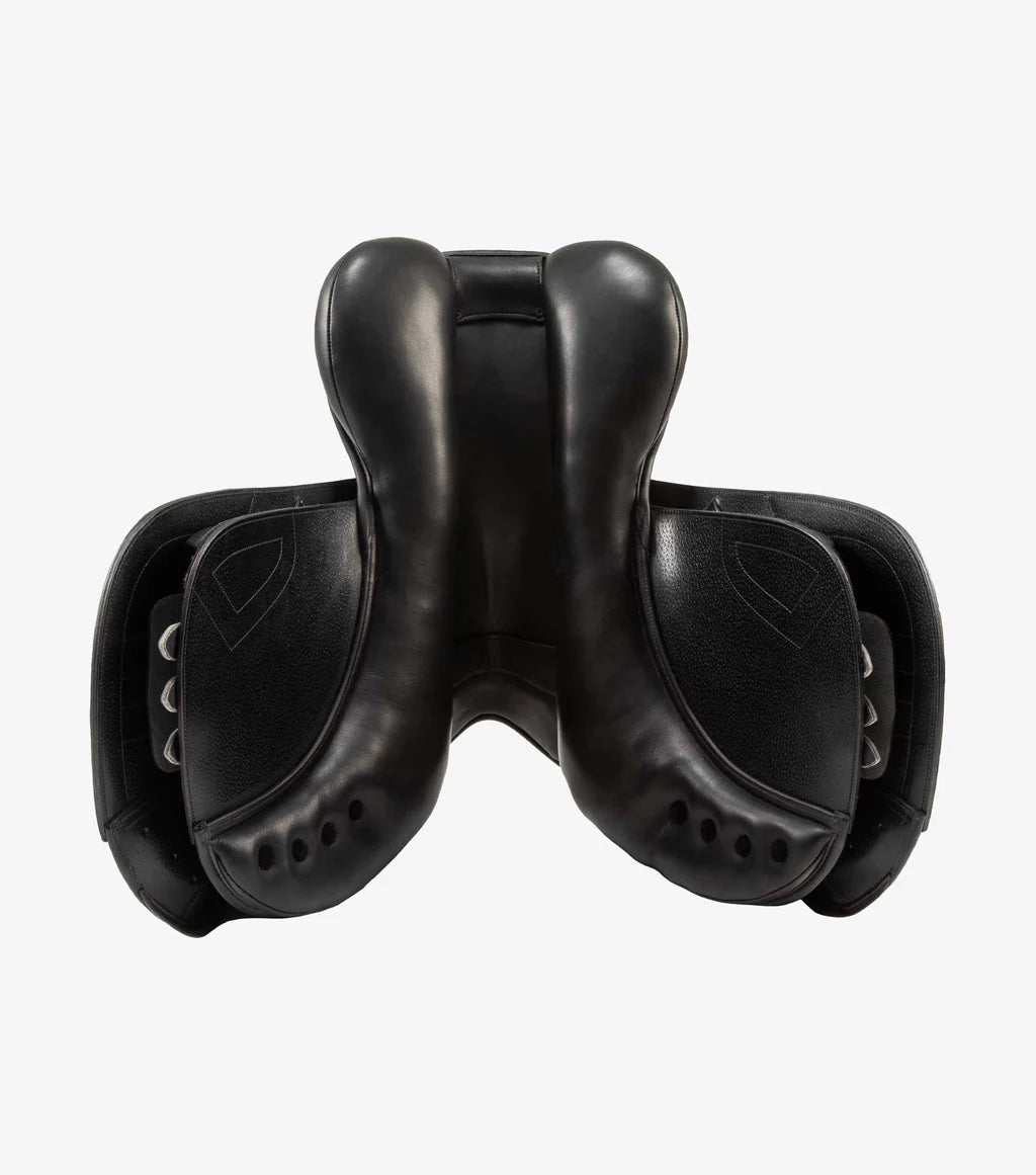 Chamonix Leather Close Contact Jump Saddle